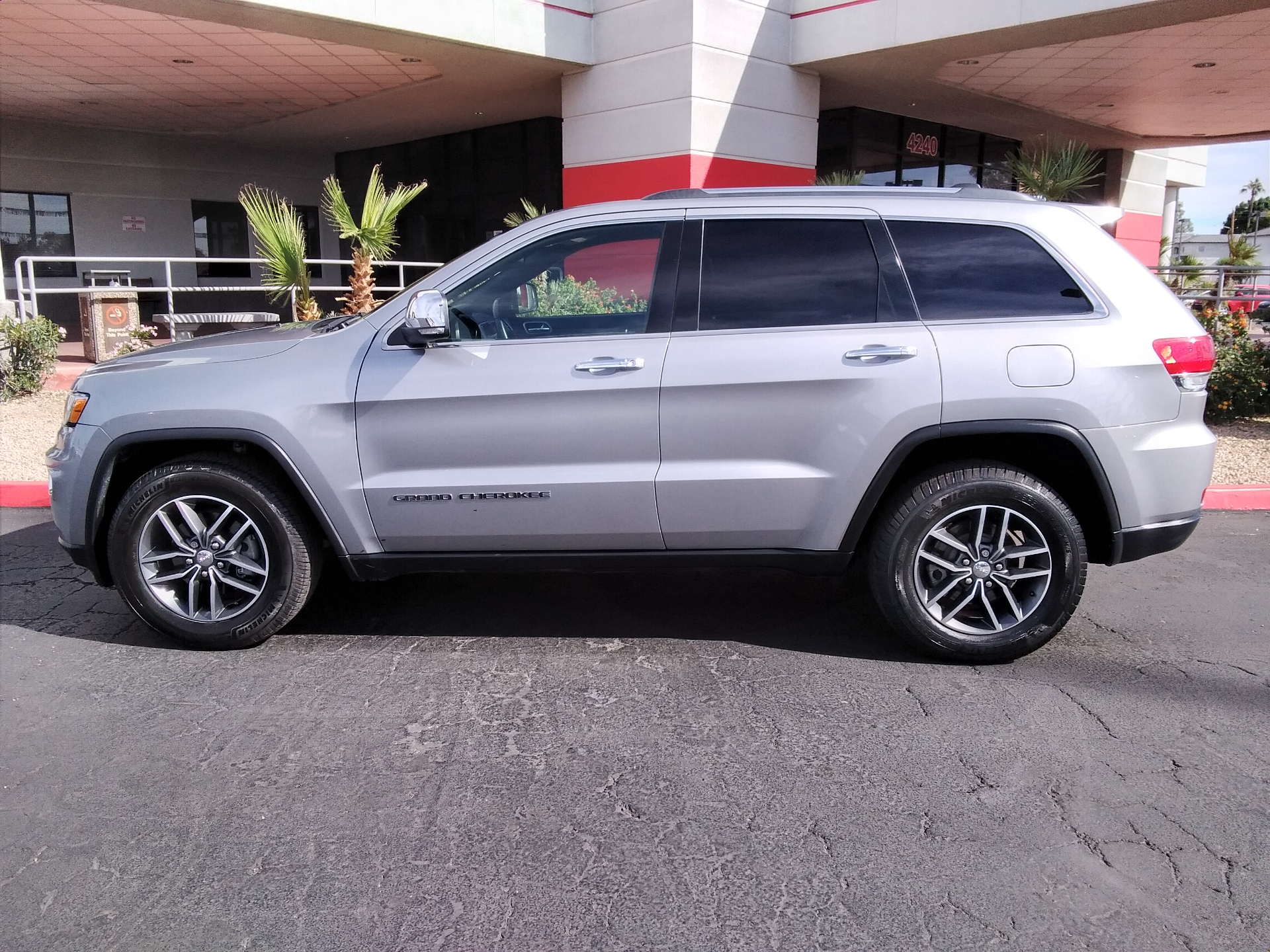 jeep grand cherokee 2017 1C4RJFBG8HC727804 image jeep grand cherokee 2017 1C4RJFBG8HC727804 image